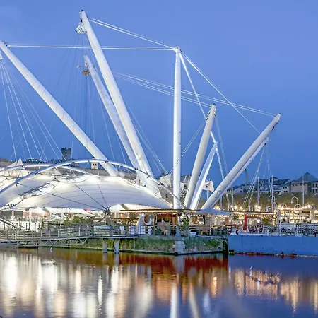 1 Bedroom Stunning In * Genoa