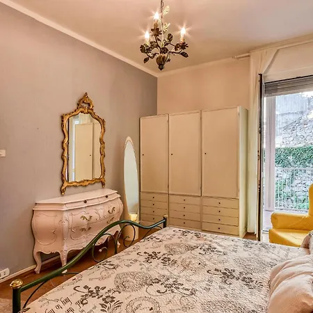 1 Bedroom Stunning In