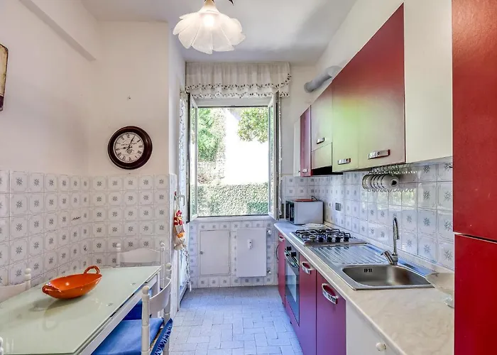 1 Bedroom Stunning In דירה ג'נובה